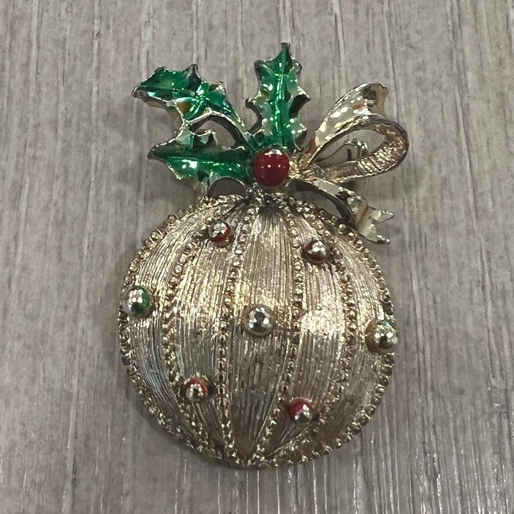 Vintage Gerrys Christmas Ornament Brooch, Gold Tone Red Green Enamel Brooch